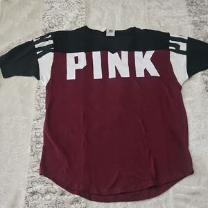 PINK Victoria's Secret Black and Burgundy Tee - XS